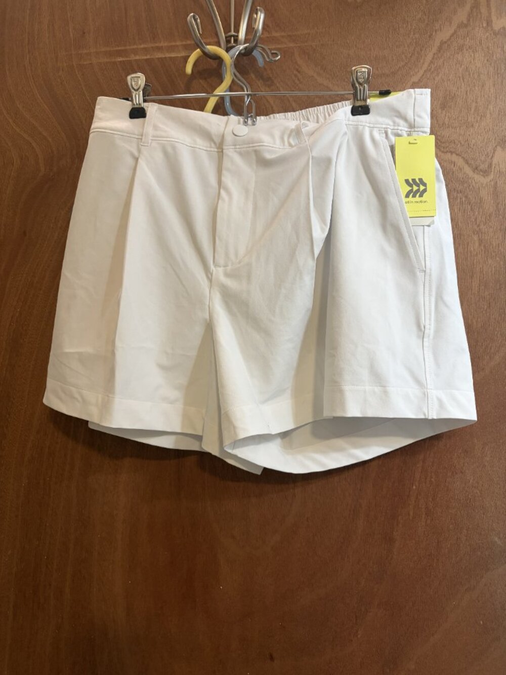 NWT Men's White Golf Shorts by All in Motion